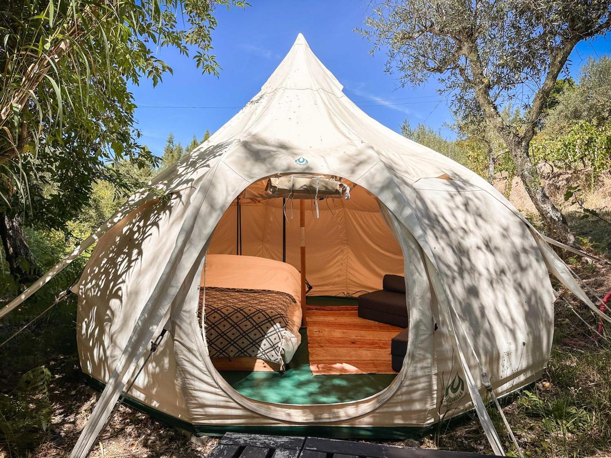Glamping Do Ze Hotel Cernache do Bonjardim Ngoại thất bức ảnh